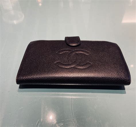 pre-owned chanel wallets